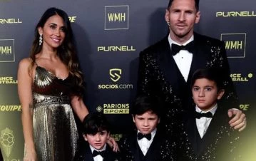 Cómo son los pijamas que usan Lionel Messi y Antonela Roccuzzo para dormir todas las noches en París