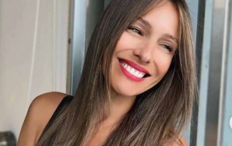 Pampita mostró la espectacular vista de su depto en Miami.