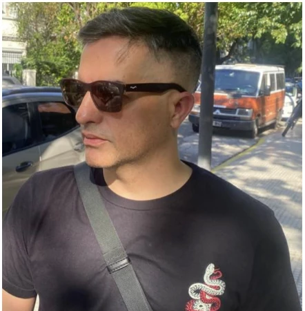 El cambio de look de Ángel de Brito