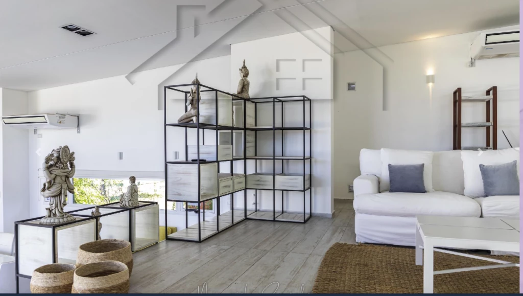 La mansión de Flavio Mendoza en Carlos Paz