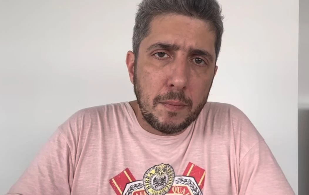 Quiénes son los únicos dos famosos que salieron a bancar fuerte a Jey Mammón