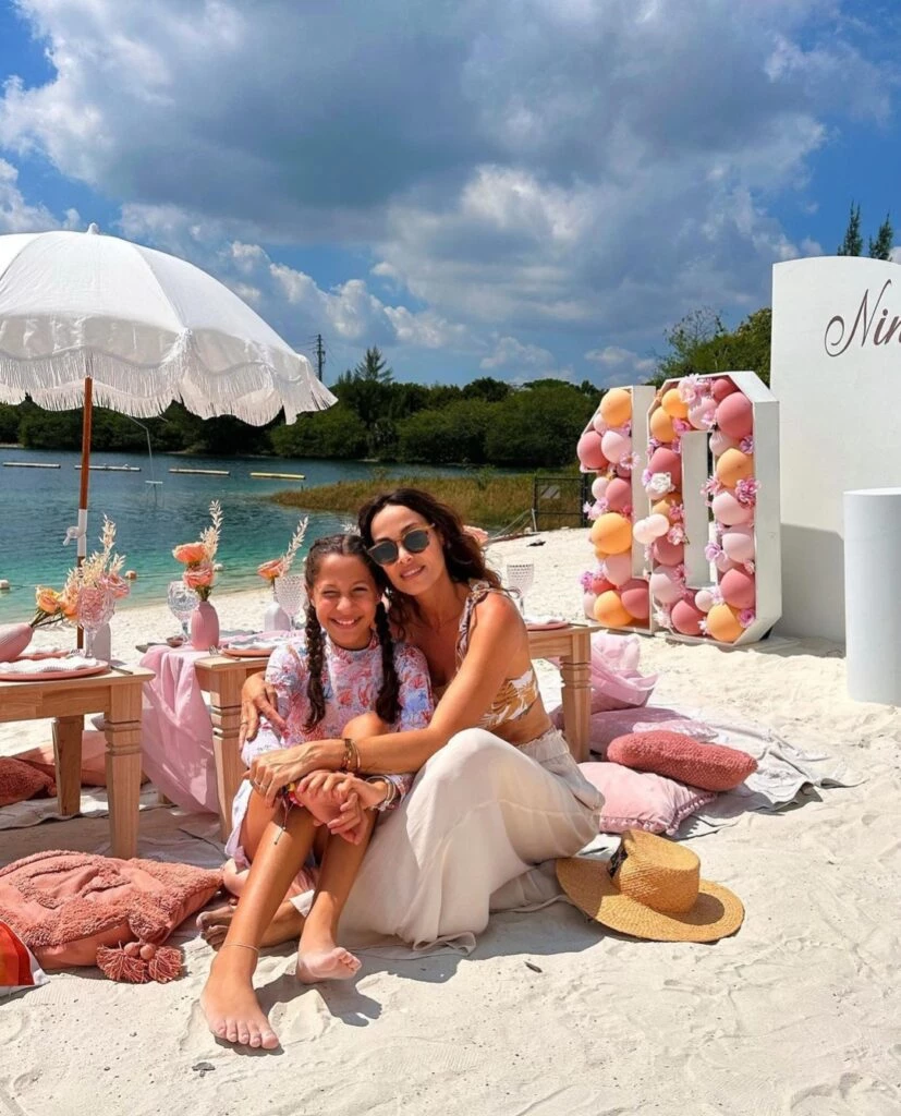 Cumpleaños de la hija de Débora Bello y Diego Torres