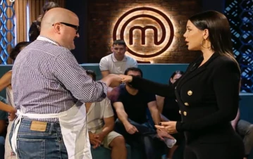 Wanda Nara quedó descolocada ante la reverencia de reina que le hicieron en MasterChef