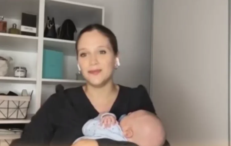 Barbie Vélez presentó a su hijo Salvador por primera vez Es un amor inexplicable