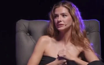 La China Suárez contó que se arrodilló para pedirle a un hombre que no la dejara y hay dos apuntados: "Es Cabré o..."