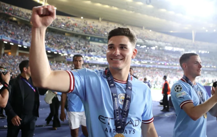 Julián Álvarez campeón de la Champions League