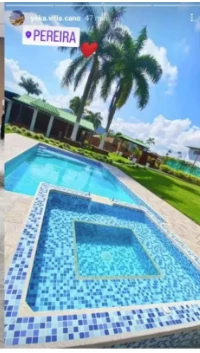 La mansión de la familia de Sebastián Villa