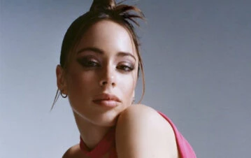 Tini Stoessel sorprendió con un jugado cambio de look y hay dudas: ¿le queda bien?