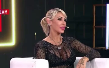 ¡Escándalo en LAM! Mónica Farro denunció que le robaron en el camarín mientras estaba al aire