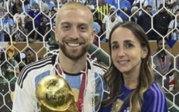 Qué hace el Papu Gómez mientras la Scaloneta juega en China y sus ex compañeros lo ignoran: "Se fue a..."