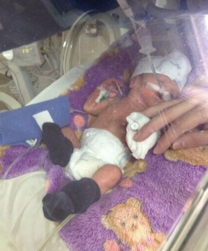 El nacimiento prematuro del hijo de Luis Ventura