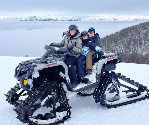Pampita de vacaciones en Cerro Bayo