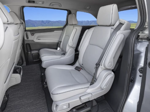 La lujosa camioneta de Eliana Guercio