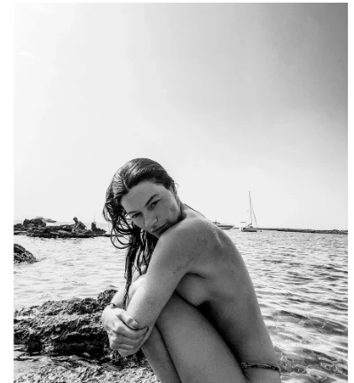 Jujuy Jiménez hizo topless en España