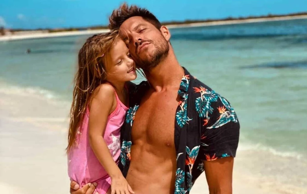 El tierno reencuentro de Francisco Delgado y Elenita, su hija con Barby Silenzi.