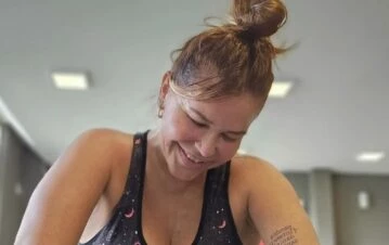 Nazarena Vélez festejó su primer mes de gimnasio con fotos de su cuerpo y una sentencia: “No se nota, pero…”