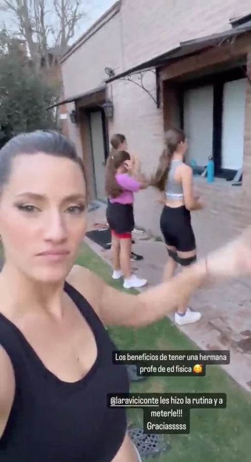 Mica Viciconte entrenando con las hijas de Nicole Neumann