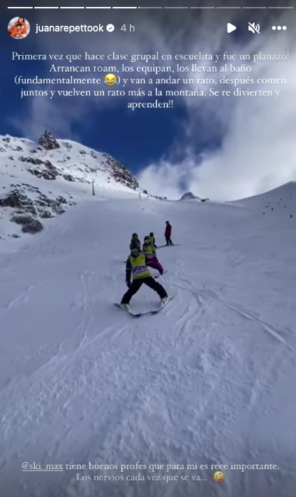 El hijo de Juana Repetto esquiando