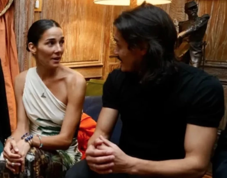 Edinson Cavani y Juana Viale juntos en un evento