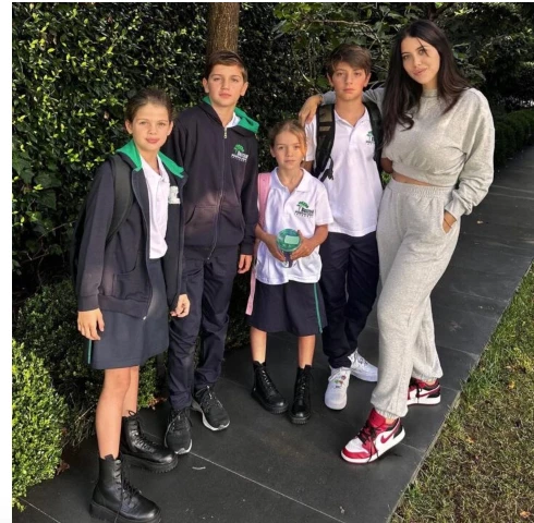 Wanda Nara mostró como volvieron sus hijos al colegio