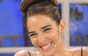 Juana Viale mostró su tatuaje más sensual y sorprendió con un particular detalle