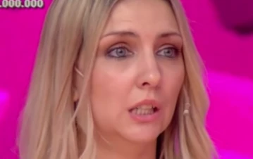 Una participante de Los 8 escalones se emocionó al contar que necesitaba el dinero para un tratamiento de su hijo