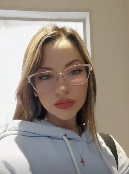 La tercera en discordia entre Coti y el Conejo