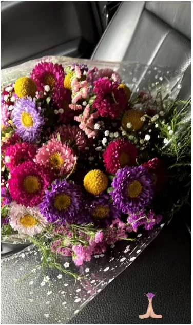 As flores que Manu deu para Neumann