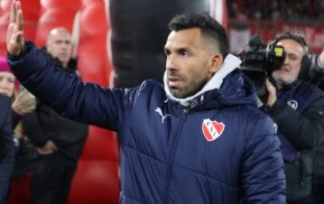 Preocupación por la salud de Carlos Tevez tras un accidente que sufrió en su casa