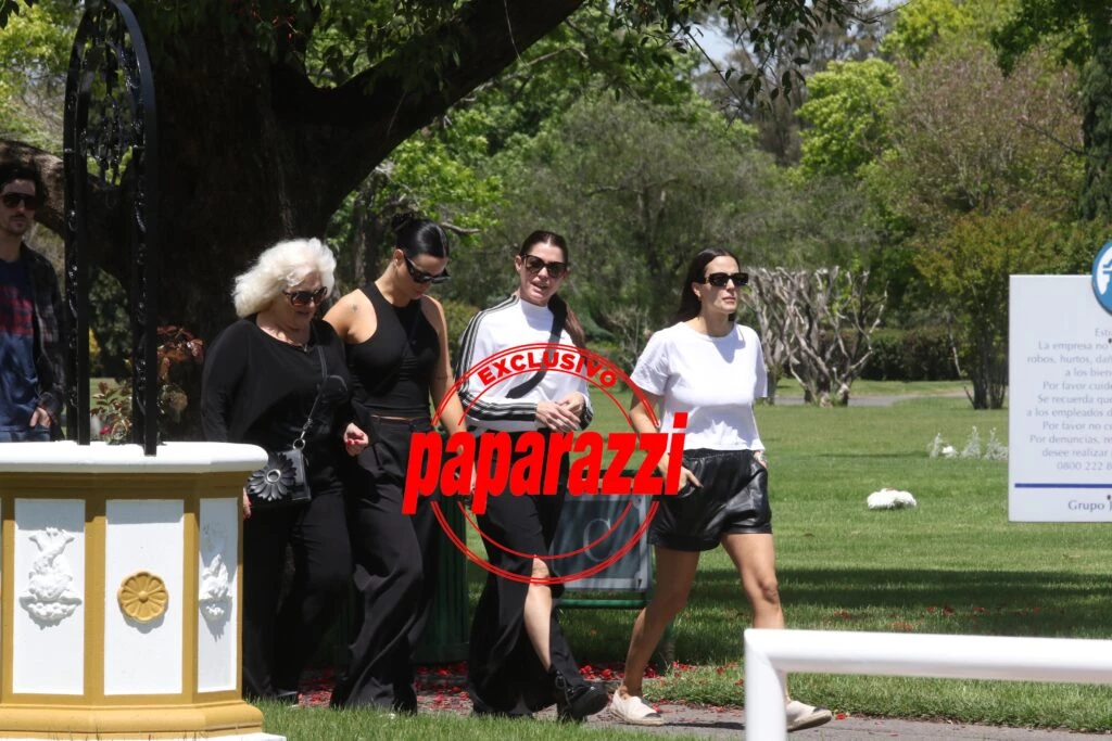 En el entierro de la esposa de Monti