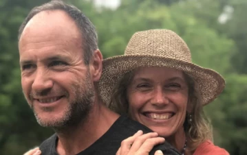 En qué extraño lugar el marido de Maru Botana la “conquistó”: “Me persiguió por…”