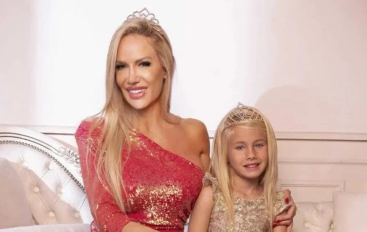 Matilda y Luciana Salazar