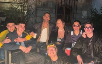 ¡Súper enamorado! El video de Nico Furtado y Ester Expósito con el que reafirmaron su amor