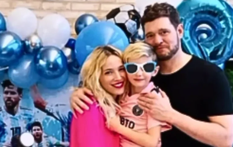 Luisiana Lopilato y familia