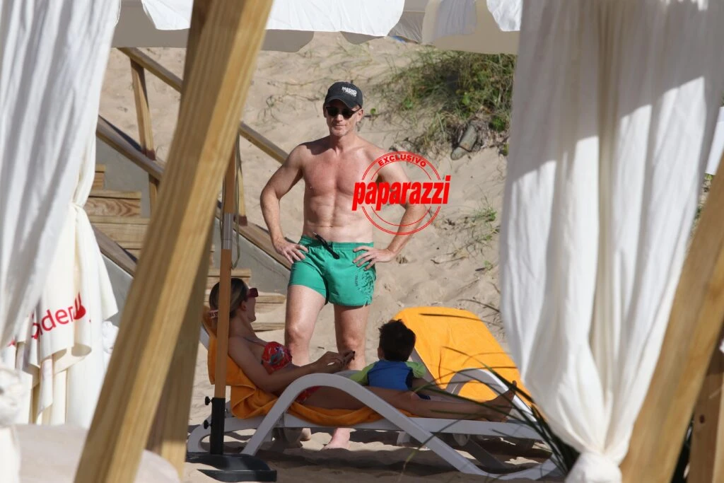 Martín Liberman con su familia de vacaciones