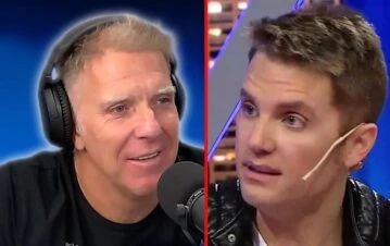 Revelan por qué Alejandro Fantino agarró del cuello a Santiago del Moro en el baño de América