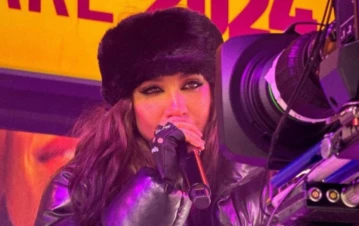 María Becerra cantó en Times Square ante 50 mil personas por Año Nuevo: el video