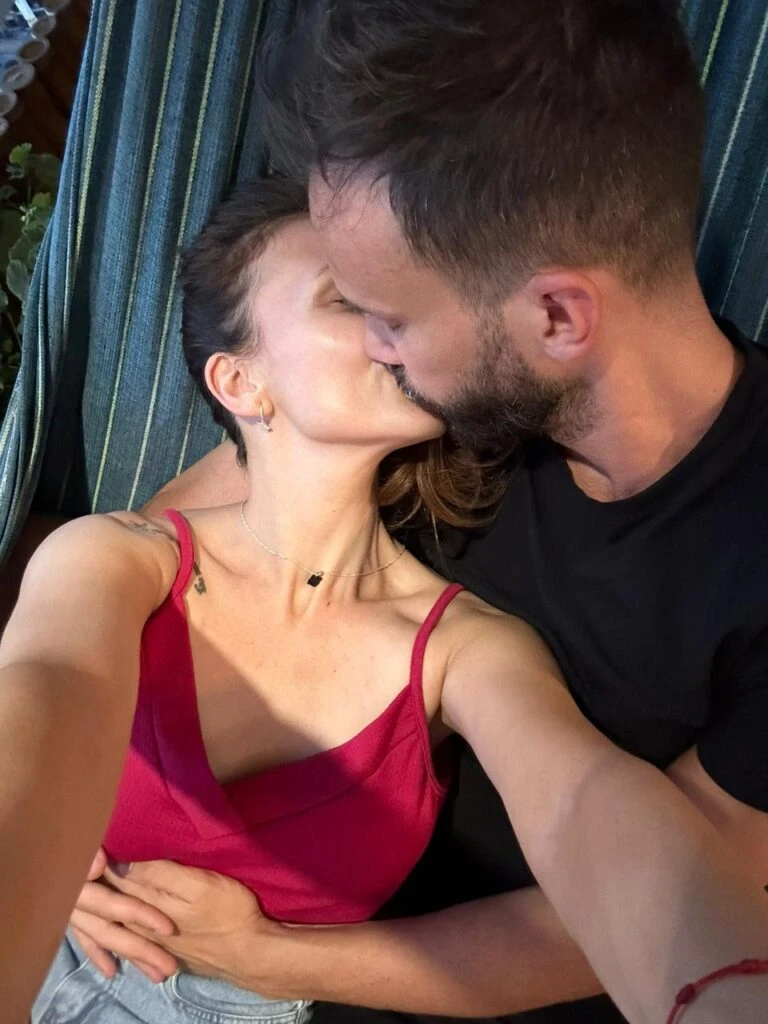 BESAZO PARA CELEBRAR EL DIA DE LOS ENAMORADOS