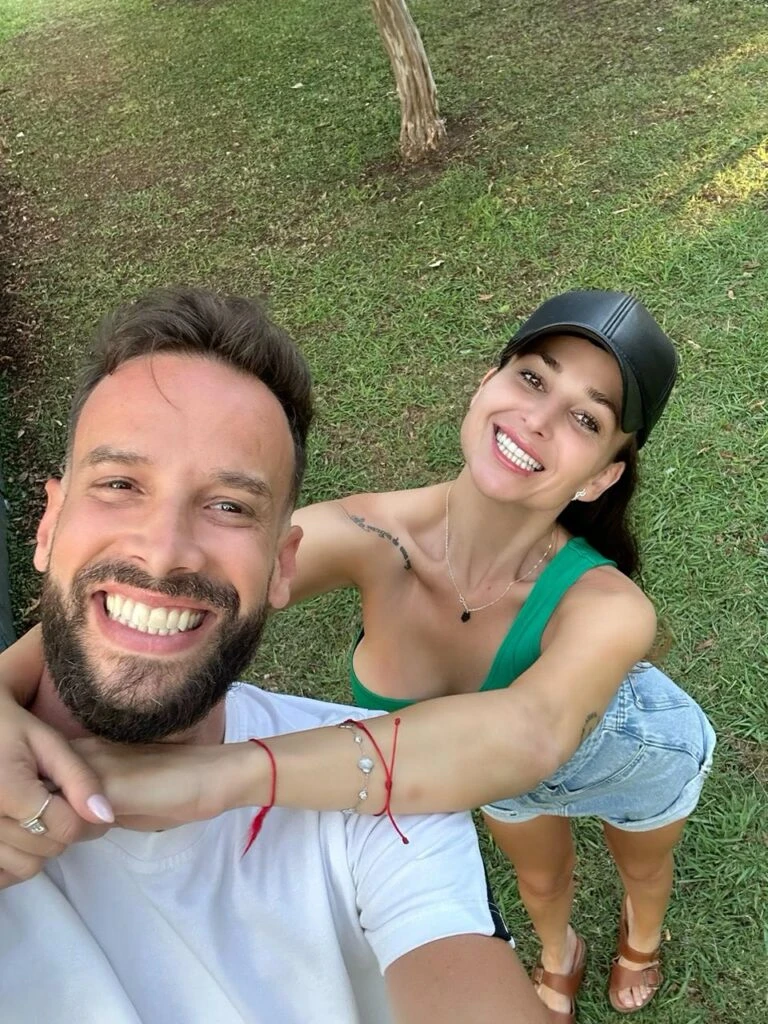 PENSA EN VERDE: NOELIA NOVILLO HABIA PERDIDO LAS ESPERANZAS EN EL AMOR. EMILIANO SE LAS DEVOLVIO.