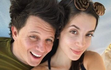 ¡Enamoradísimos! Darío Lopilato mostró la cantidad de regalos que se hicieron con su novia por San Valentín