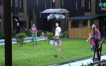 Un fan se subió al techo de la casa y se armó un escándalo en Gran Hermano