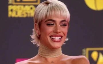 ¡Rumor bomba! Tini Stoessel estaría de novia con una de las cantantes más famosas del momento