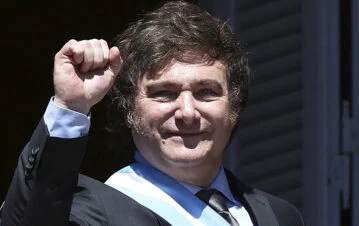 ¡Sorpresón! Qué famosa confesó que fue novia de Javier Milei