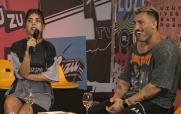 Tomás Holder invitó a una cita a Camila Mayan y la sorprendió con un regalo