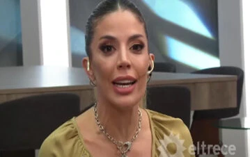 Virginia Gallardo mostró los destrozos que hicieron en su auto para robarle y publicó un mensaje lleno de indignación