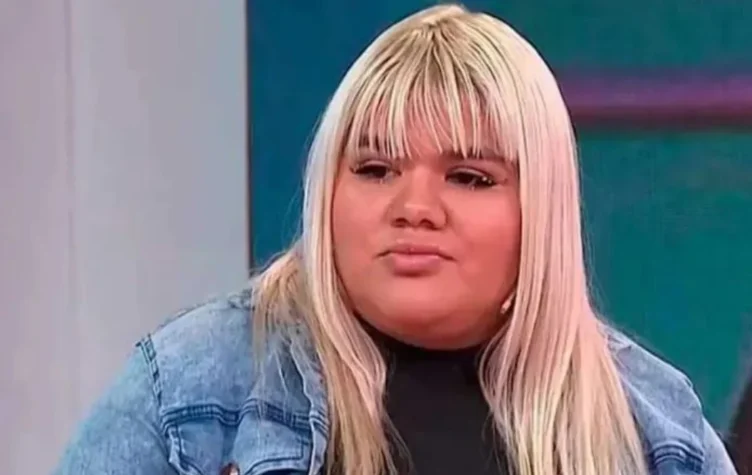 Morena Rial se hartó de las acusaciones de fingir su embarazo y mostró cómo creció su pancita