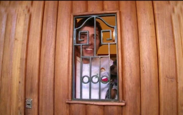 Robertito Funes Ugarte abrió las puertas de su casa y mostró los detalles de la mansión: “Es del 1900”