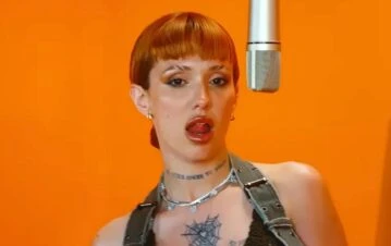 ¿Romance en puerta? Descubrieron a La Joaqui coqueteando con un famoso cantante