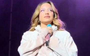 Preocupa la salud de Emilia Mernes: por qué la internaron de urgencia y suspendió otro show