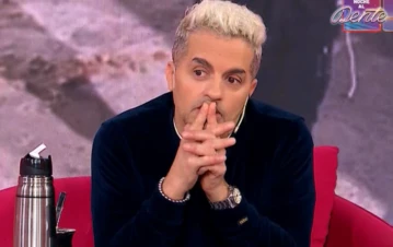 Ángel de Brito reveló que sufrió un robo en su camarín de América: qué se llevaron